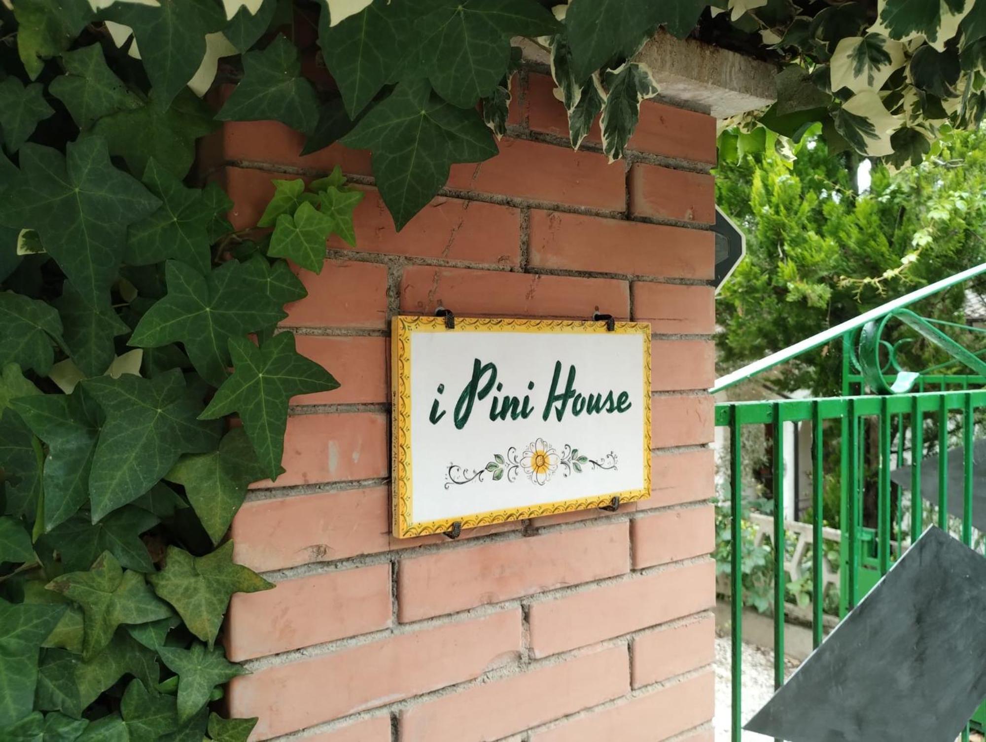 I Pini House Villa Magione Exterior foto