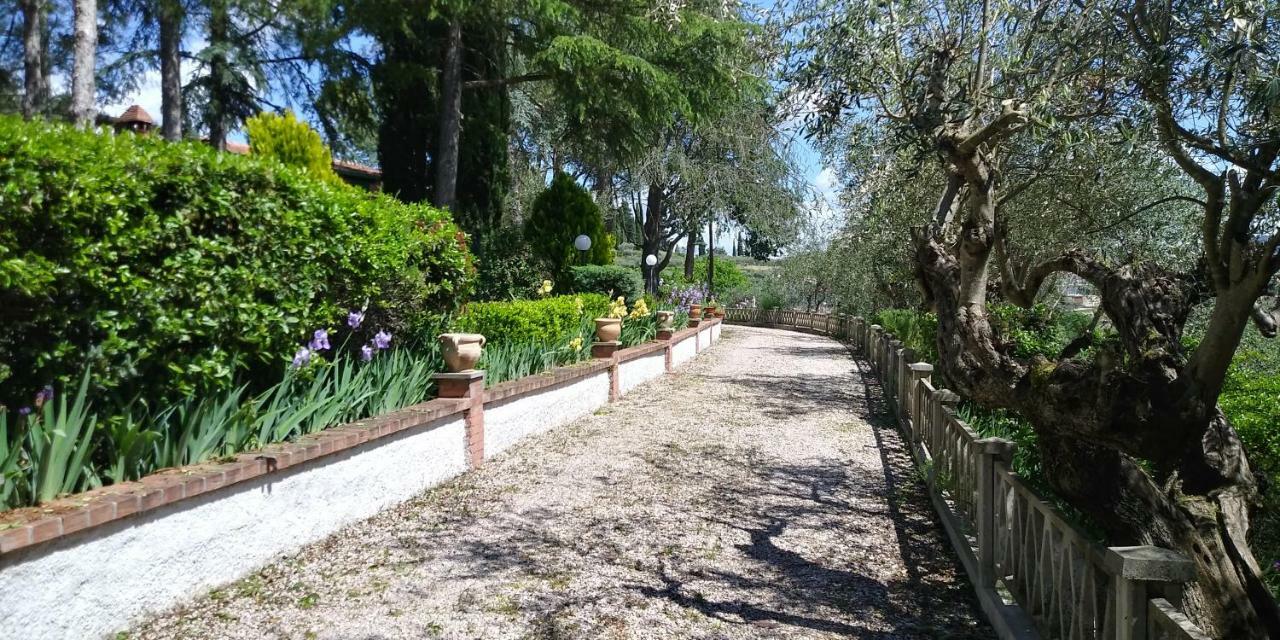 I Pini House Villa Magione Exterior foto
